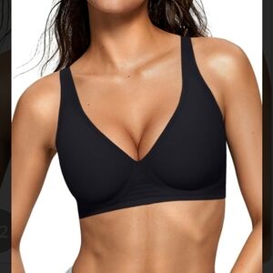 OEAK Women's Deep V-Neck Underwire Black Bra Size Medium Tshirt Push Up Seamless